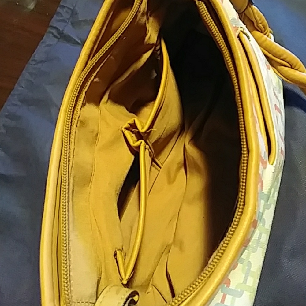 Purse - Picture 6 of 8